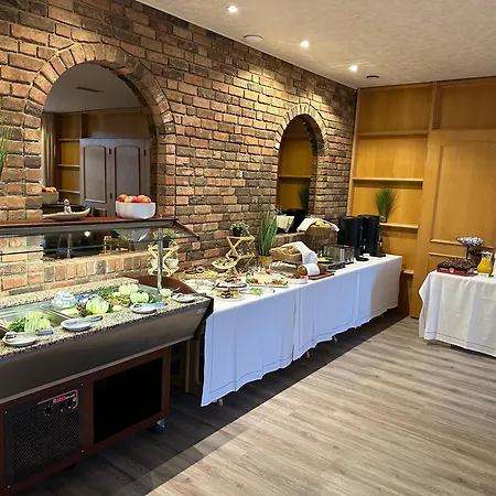 Hotel Restaurant Narasinga 3*