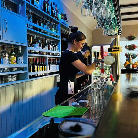 Hotel Restaurant Narasinga